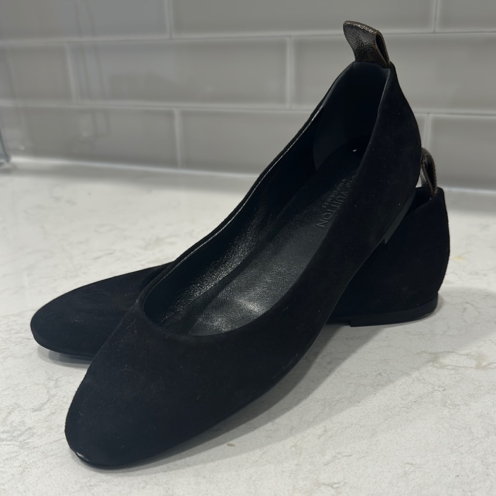 Louis Vuitton Black Women's Flats